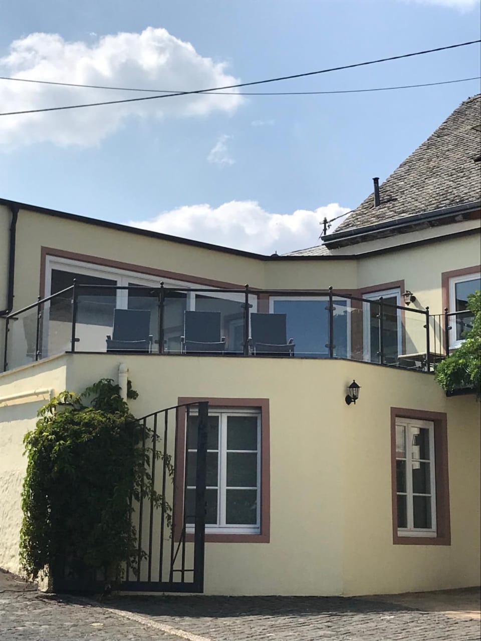 Property building, Lounge or bar