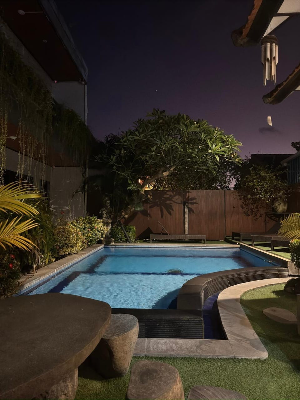 Bali Full Moon Guest House Bed and Breakfast in North Kuta