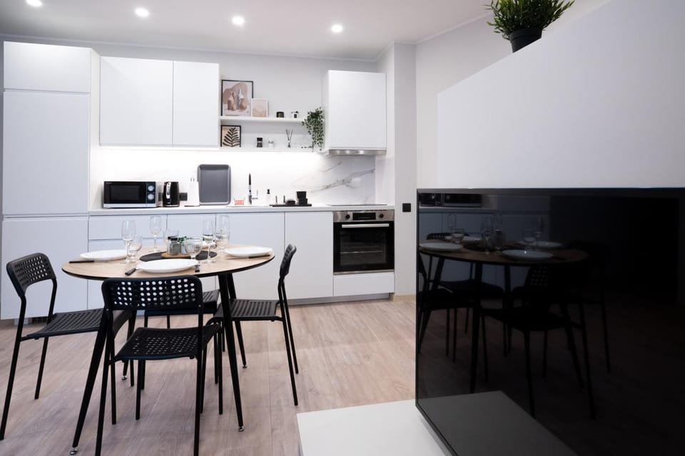 Kitchen or kitchenette, Living room, Seating area, Dining area, dishwasher, minibar, pet friendly, stove
