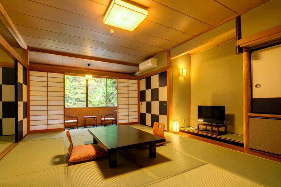 Photo of the whole room, Photo of the whole room