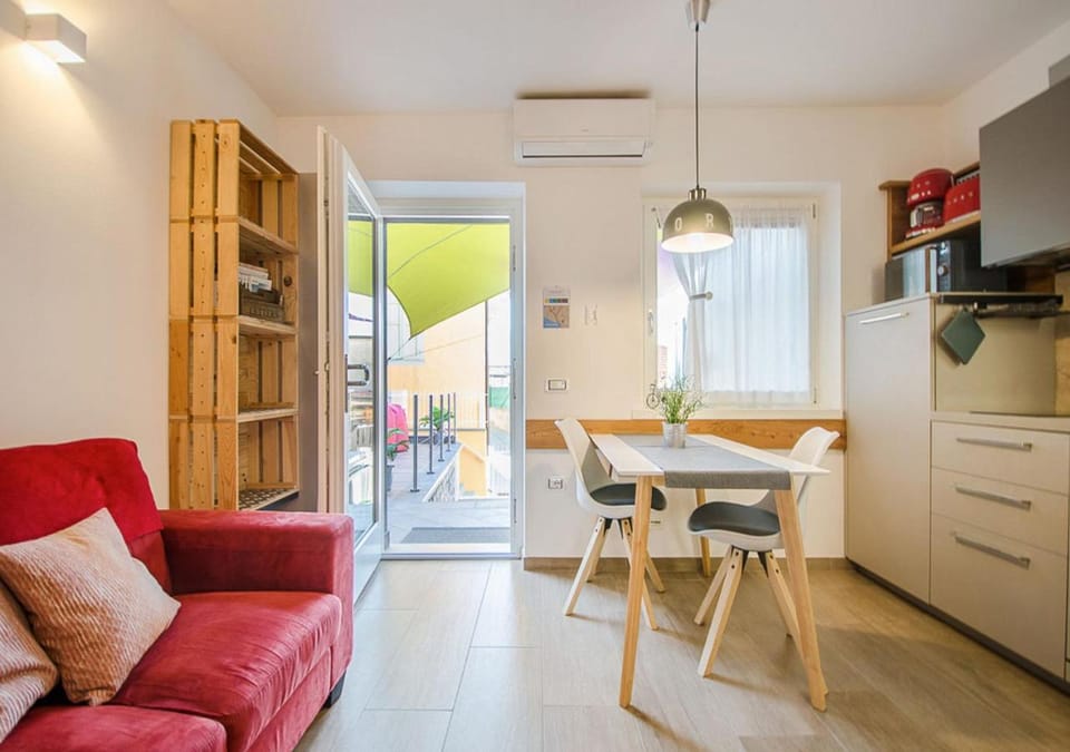 Living room, kitchen