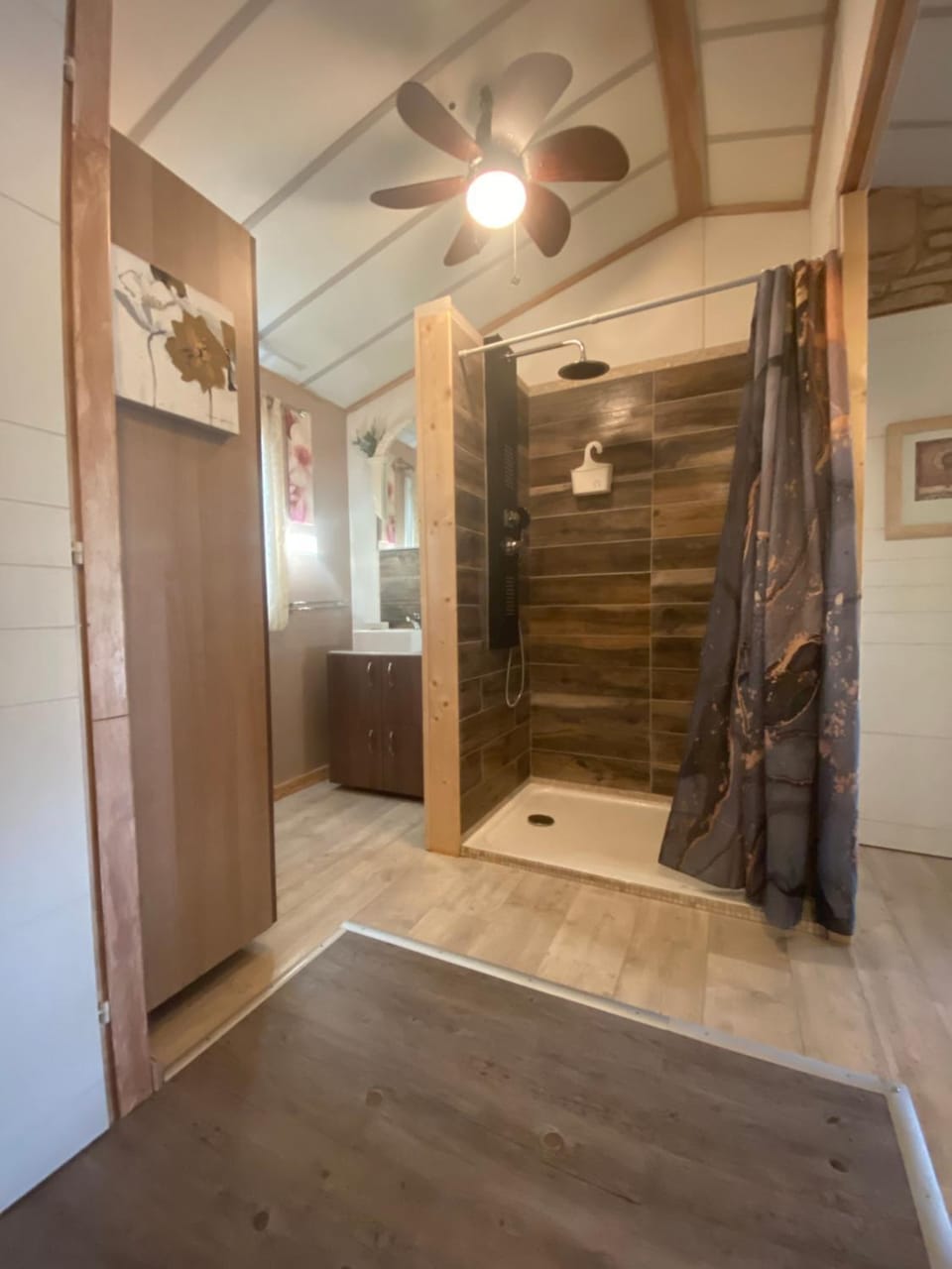 Shower, Bathroom