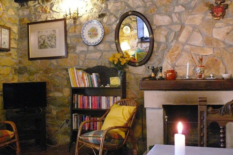 Living room, Decorative detail