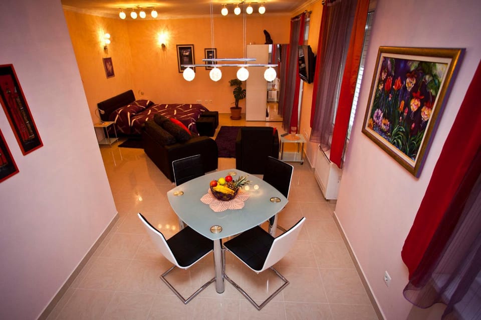 Lounge or bar
