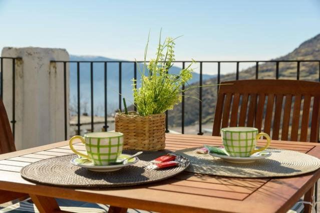 Property building, Natural landscape, Balcony/Terrace, Mountain view