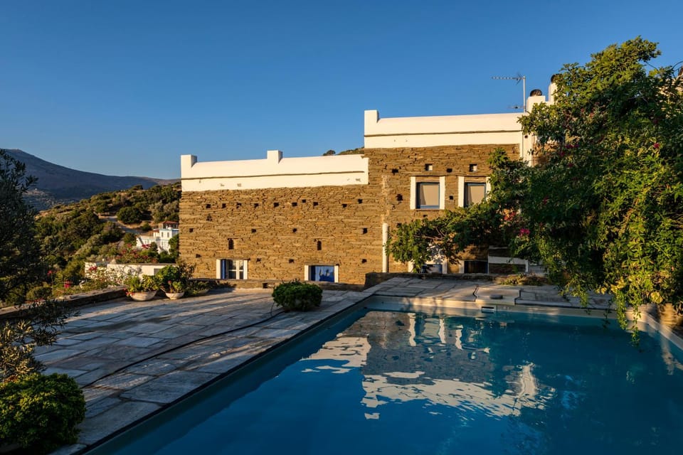 Property building, Swimming pool