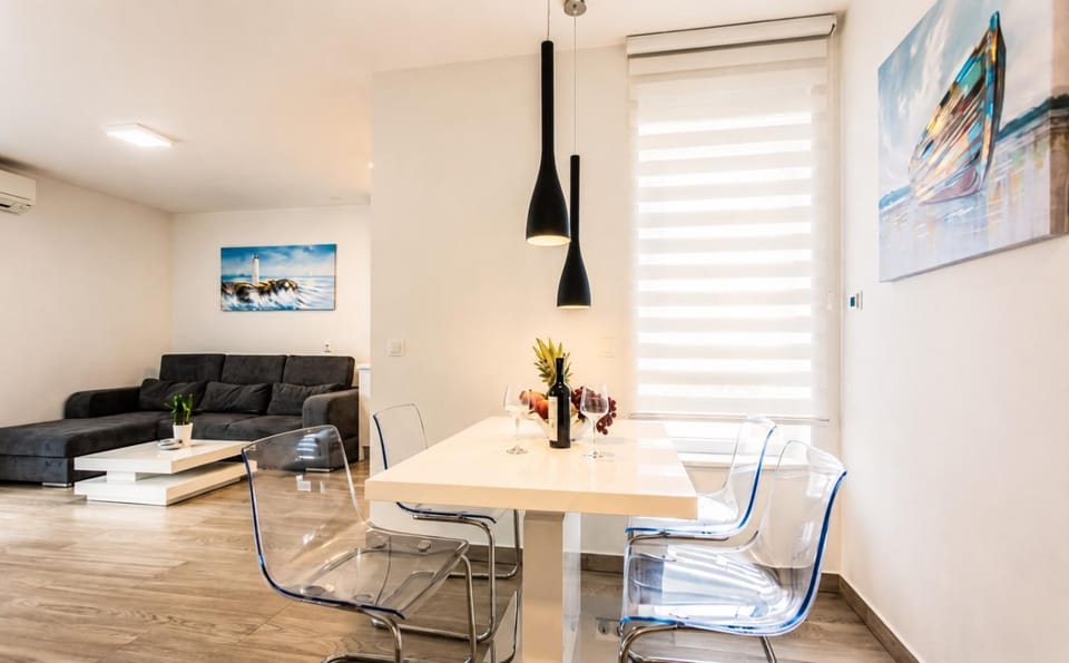 Marjan Apartment with Free Parking in Quiet Area Apartment in Podstrana