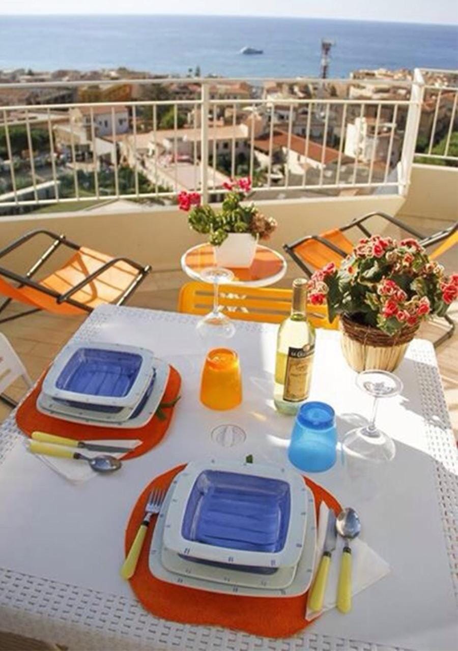 Balcony/Terrace, City view, Sea view