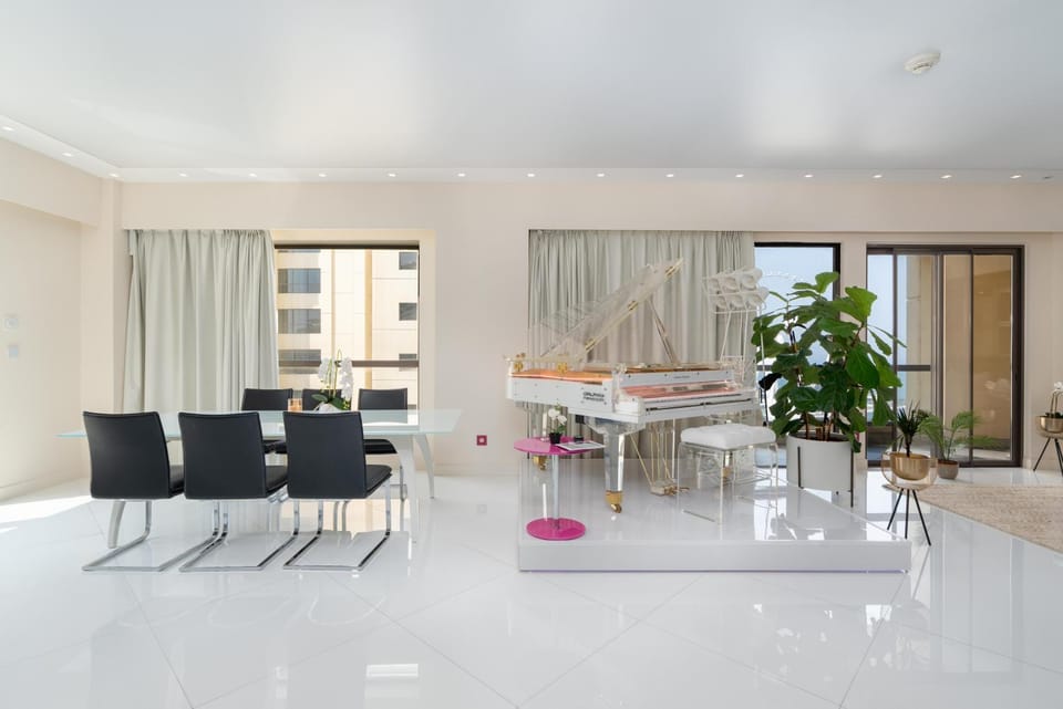 Living room, Diving, Diving