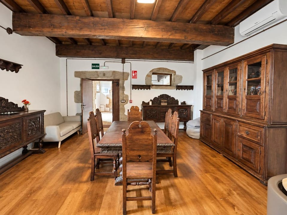 Communal lounge/ TV room, Game Room, Living room, Seating area