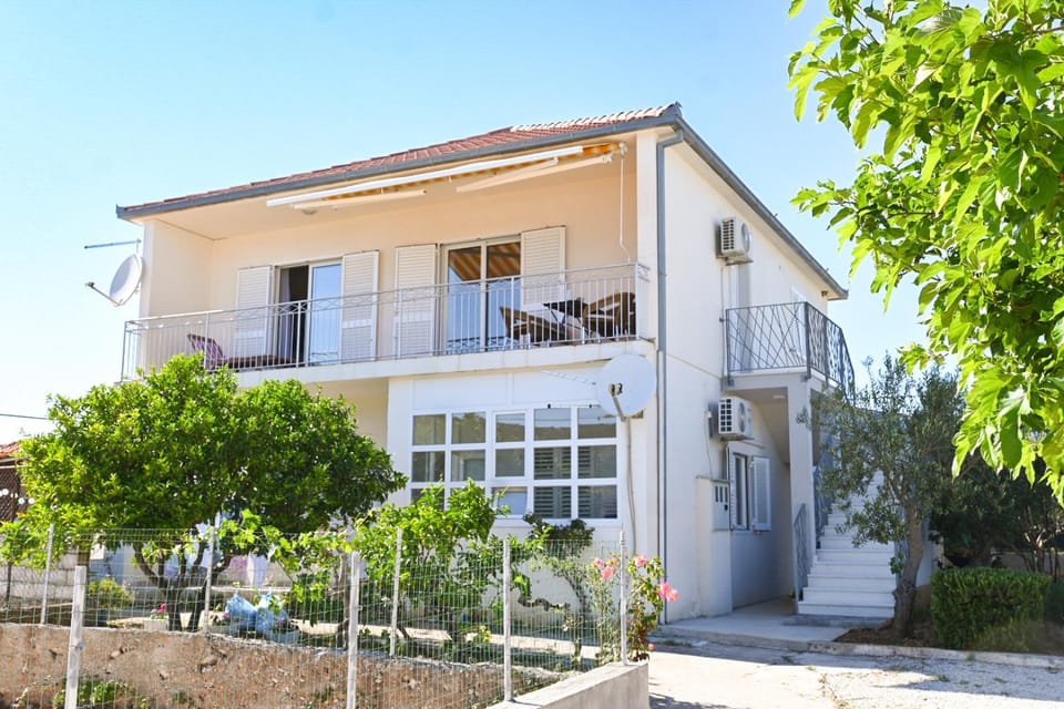 Apartment Leonora Apartment in Šibenik-Knin County, Croatia