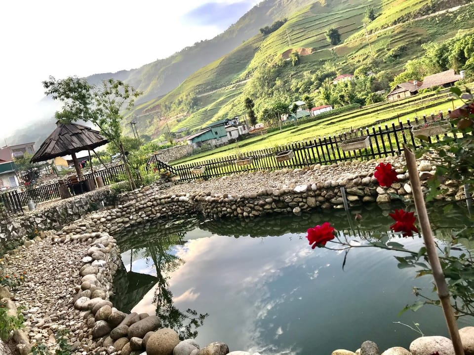 Natural landscape, Mountain view, Swimming pool