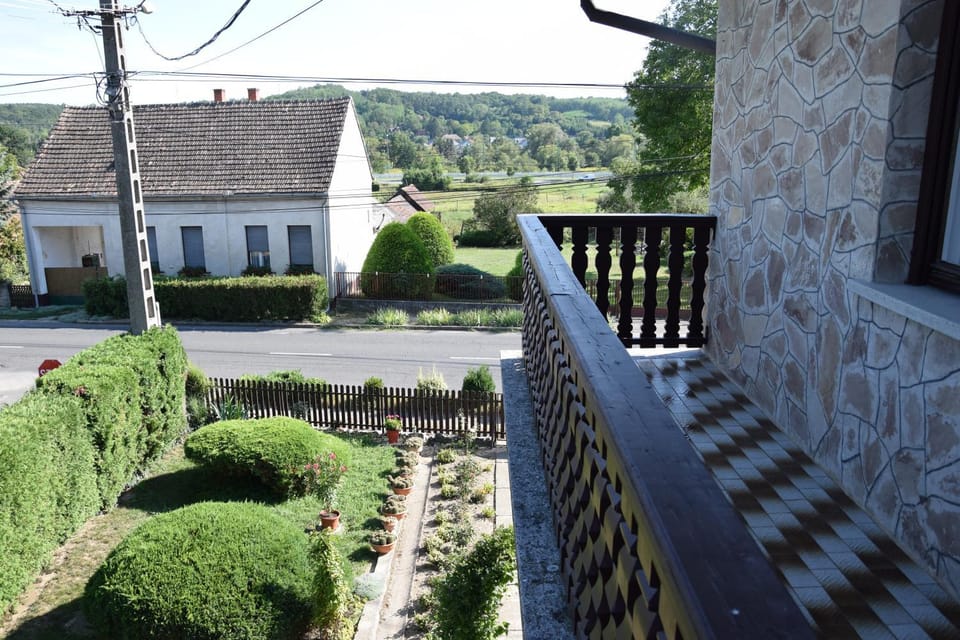 Garden, Balcony/Terrace