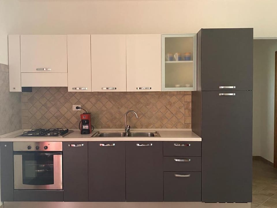Kitchen or kitchenette, kitchen
