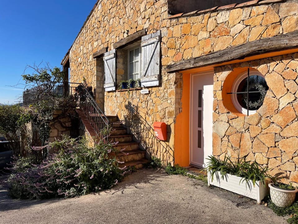 Lou Candelou Bed and Breakfast in Grasse