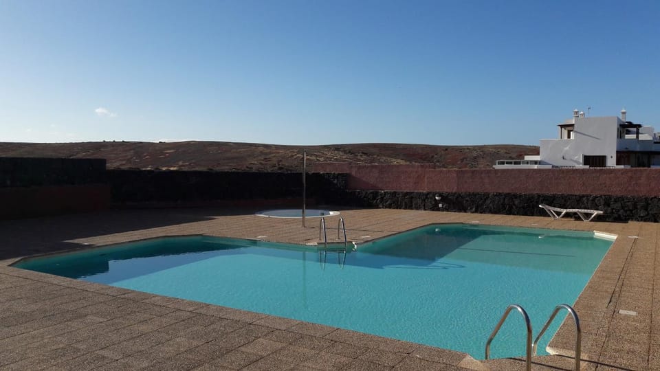 Mountain view, Swimming pool
