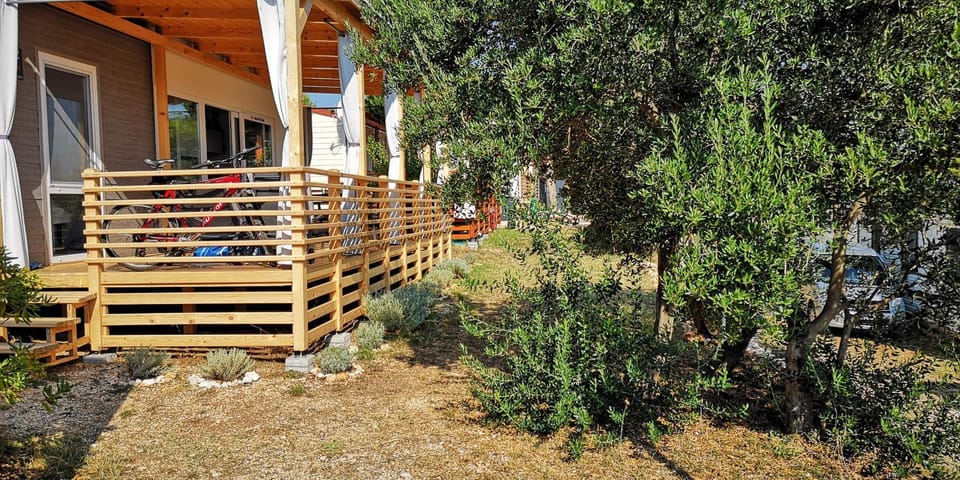 Property building, Garden