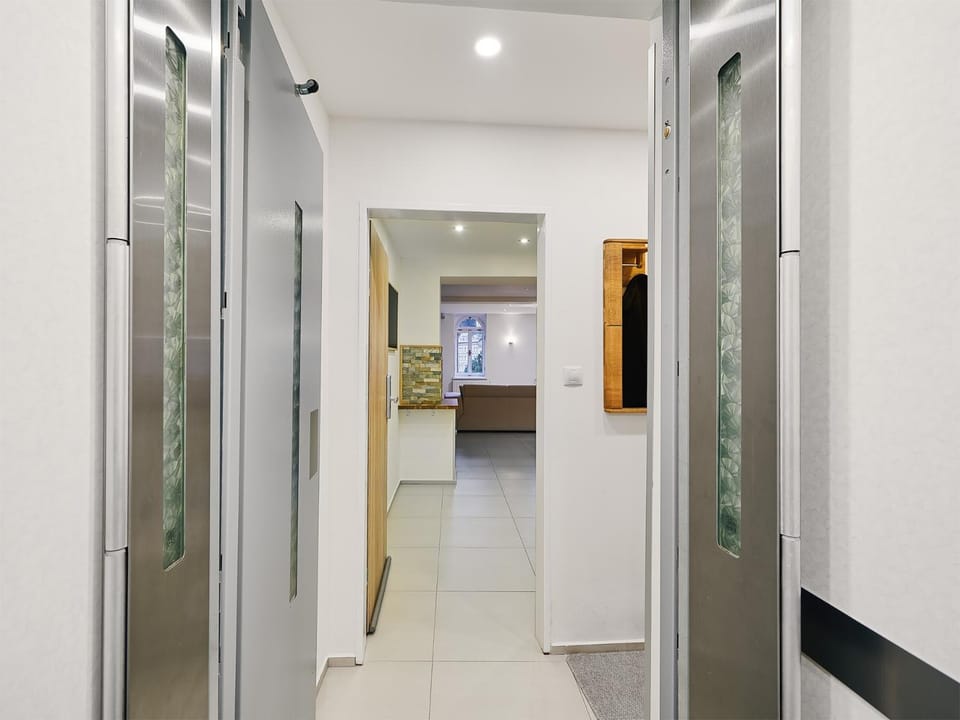 elevator