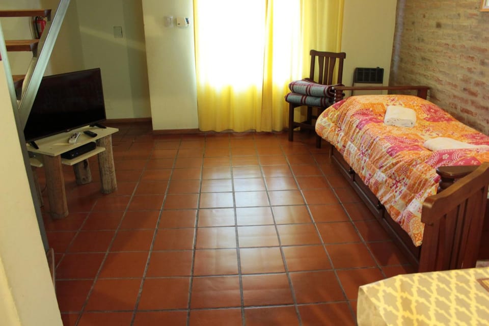 Bed, Living room