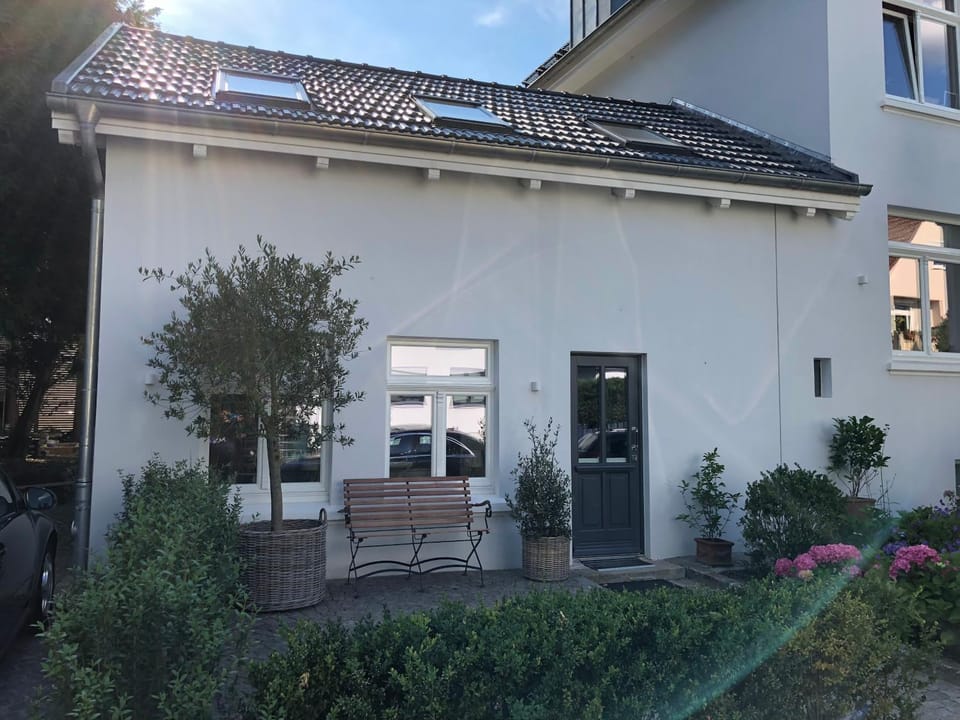 Property building, Facade/entrance