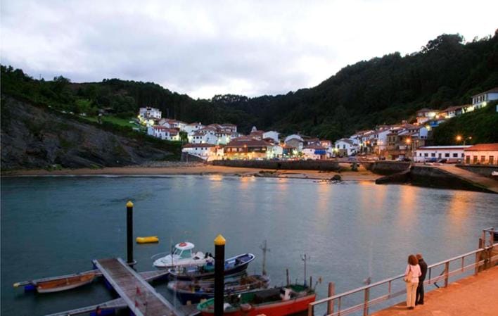 Neighbourhood, Sea view