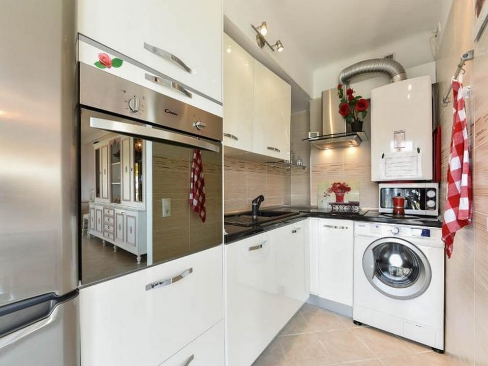 Day, Coffee/tea facilities, Kitchen or kitchenette, Food and drinks, Food and drinks, Other, Photo of the whole room, On site, Food, Area and facilities, Area and facilities