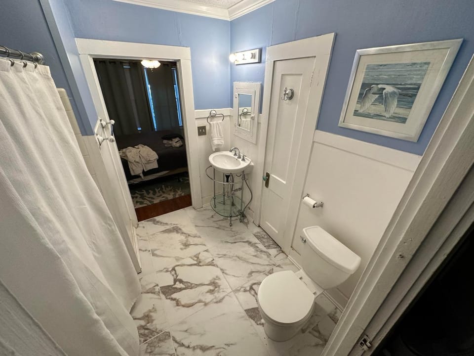 Toilet, Bathroom