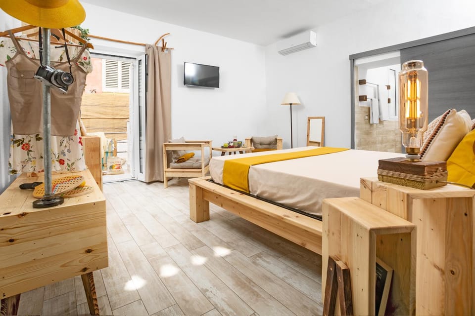 Bed, View (from property/room), Bedroom, hair dresser