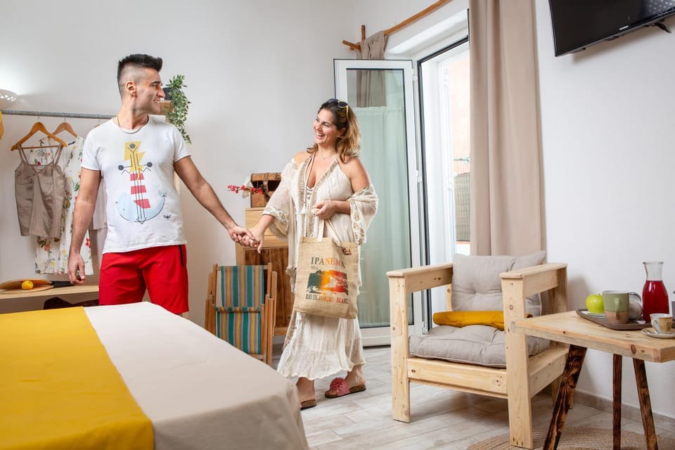 Bedroom, hair dresser