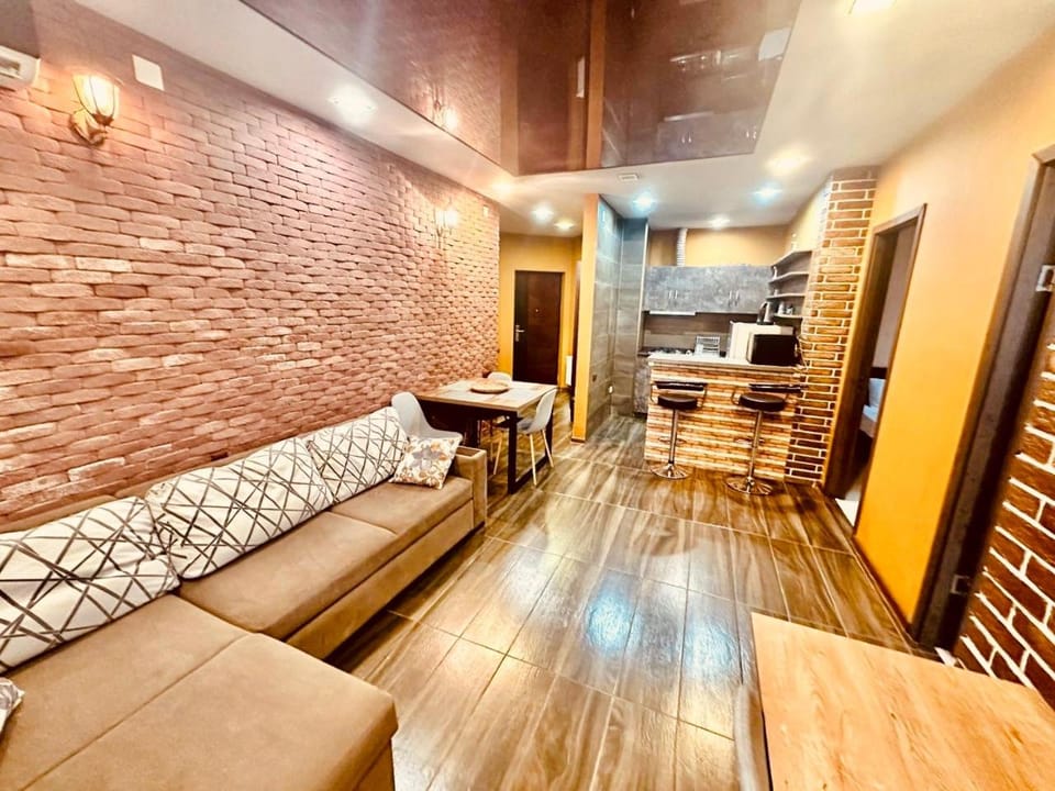 Kitchen or kitchenette, Living room