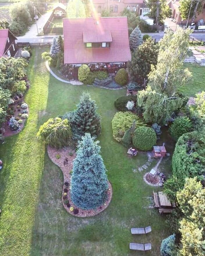 Property building, Natural landscape, Bird's eye view, Garden view