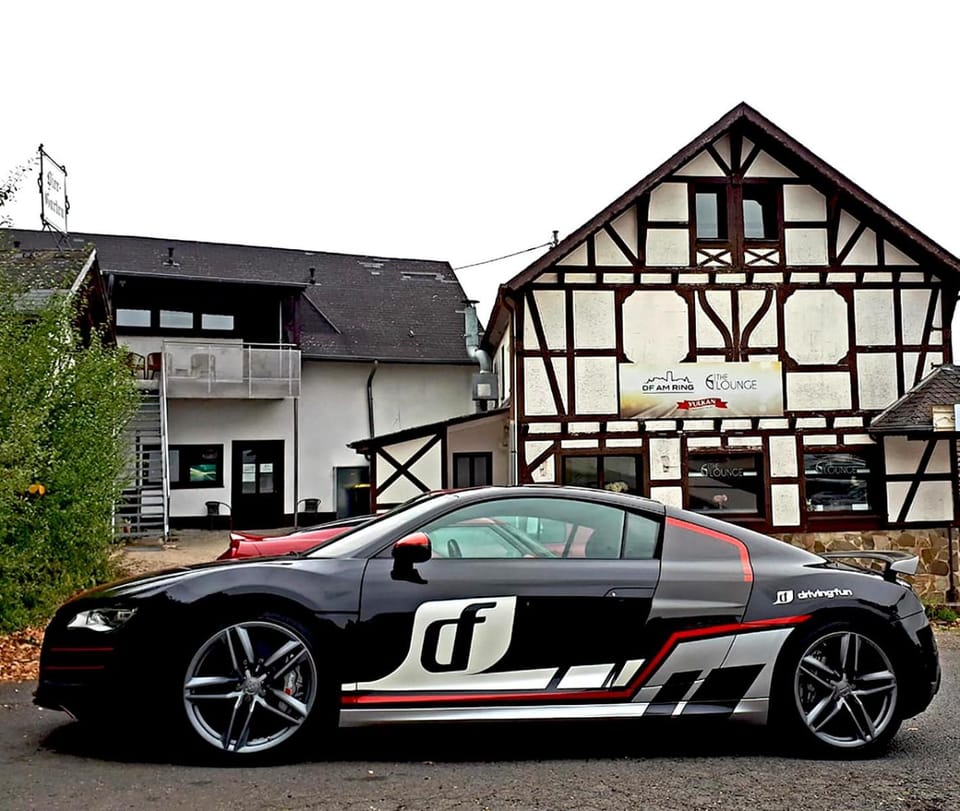 Facade/entrance, Landmark view, Mountain view, Street view