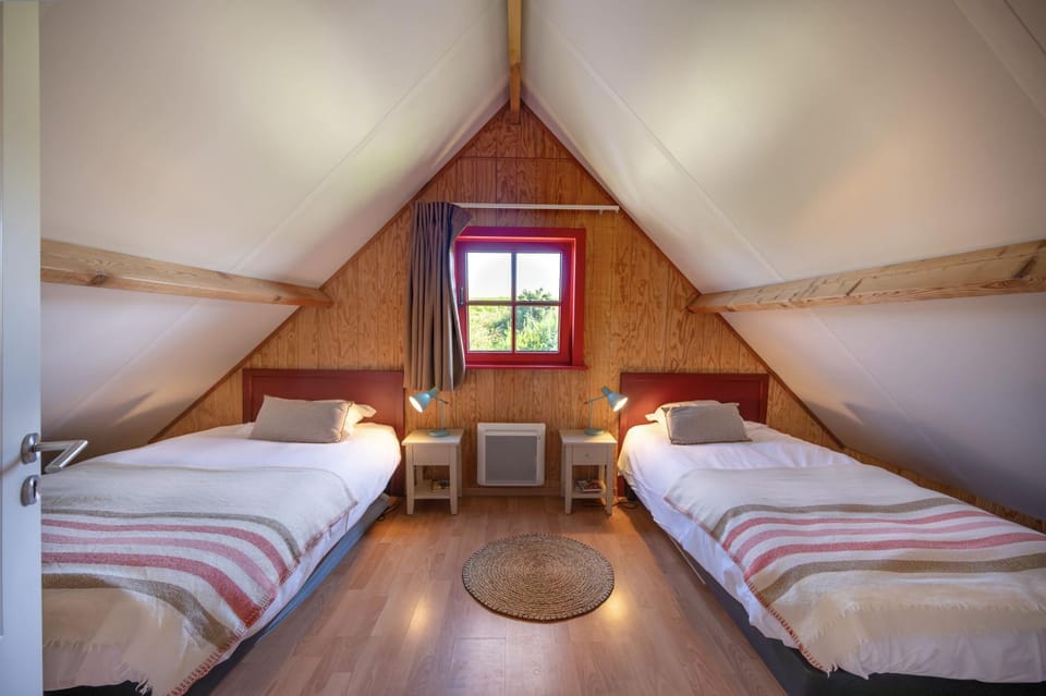 Domaine Du Val Campground/ 
RV Resort in Hauts-de-France