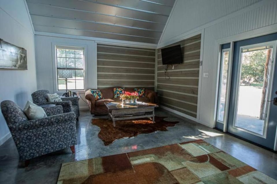 Saddle Creek Cabins Cabin in Texas