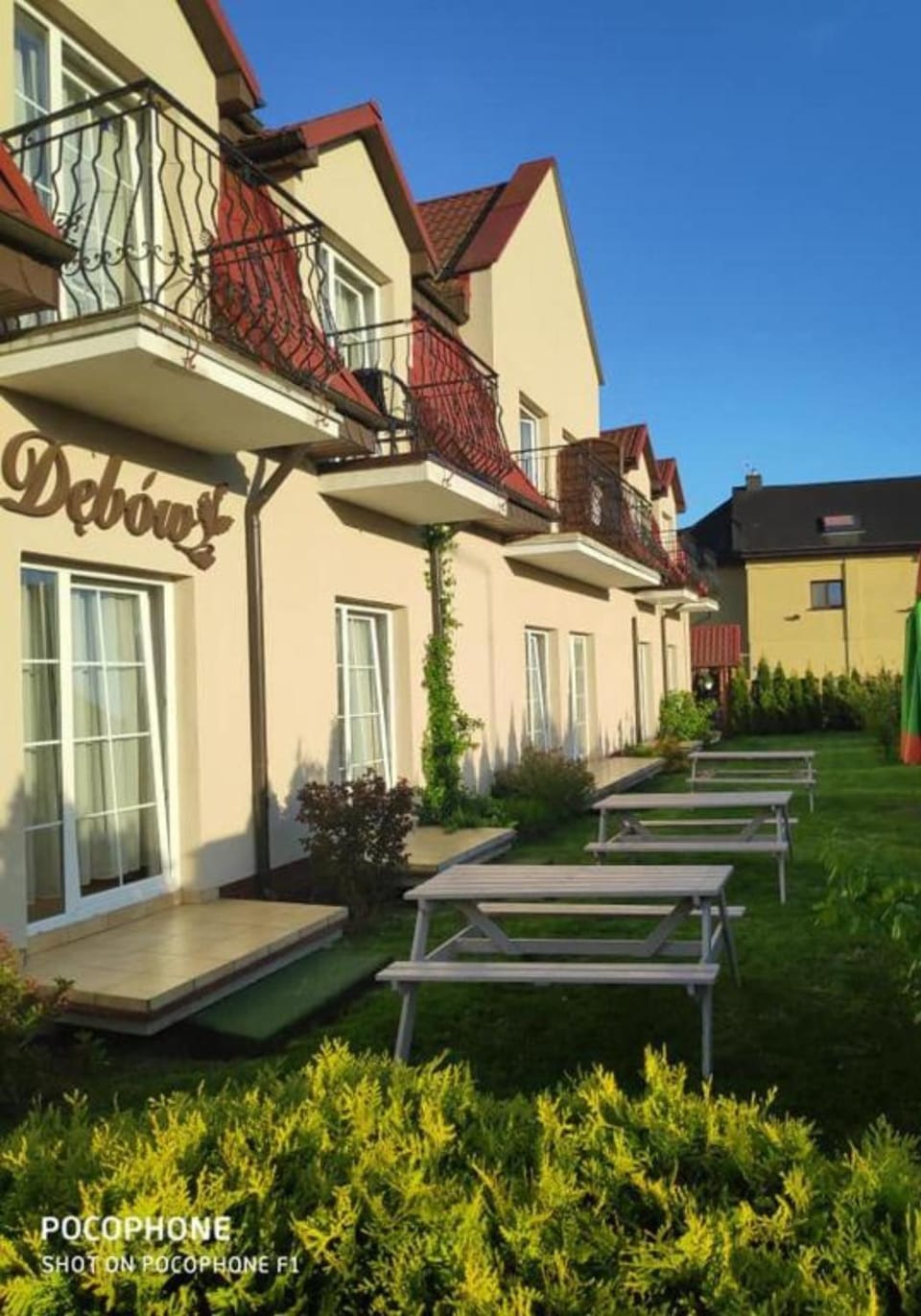 Property building, Spring, Day, Garden, Balcony/Terrace, Balcony/Terrace, Garden view