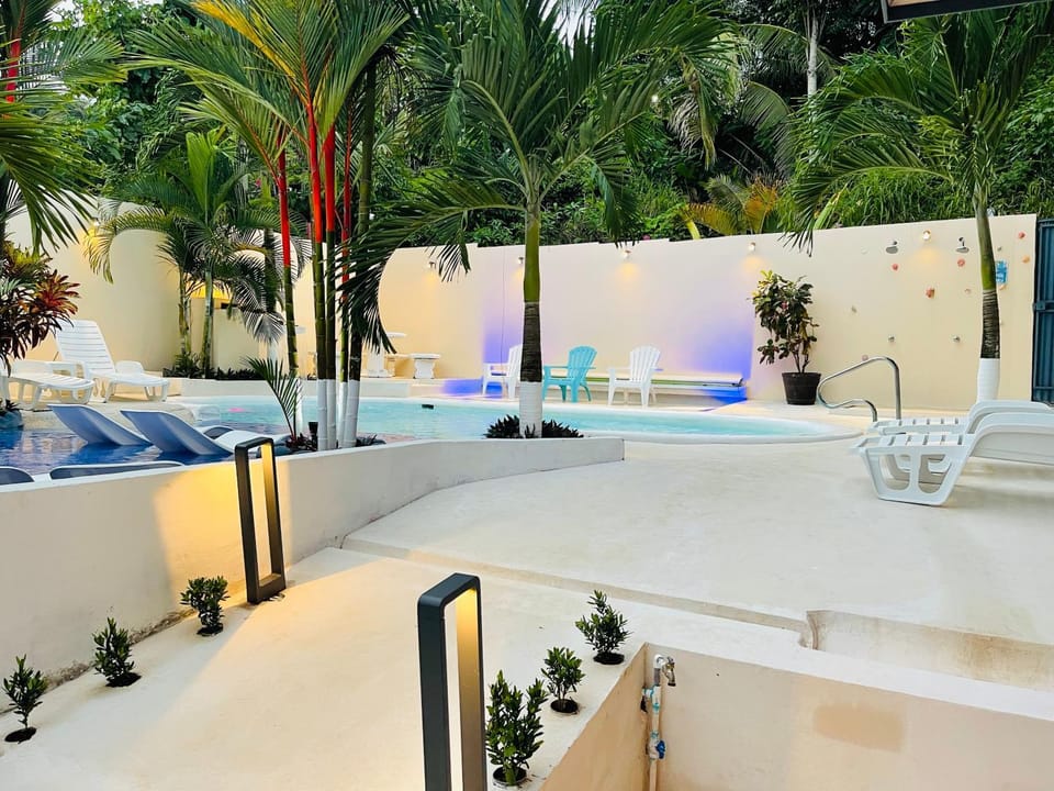 Swimming pool