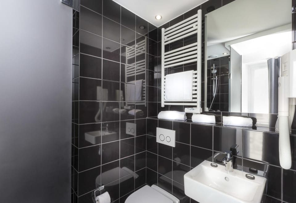 Bathroom, Bedroom