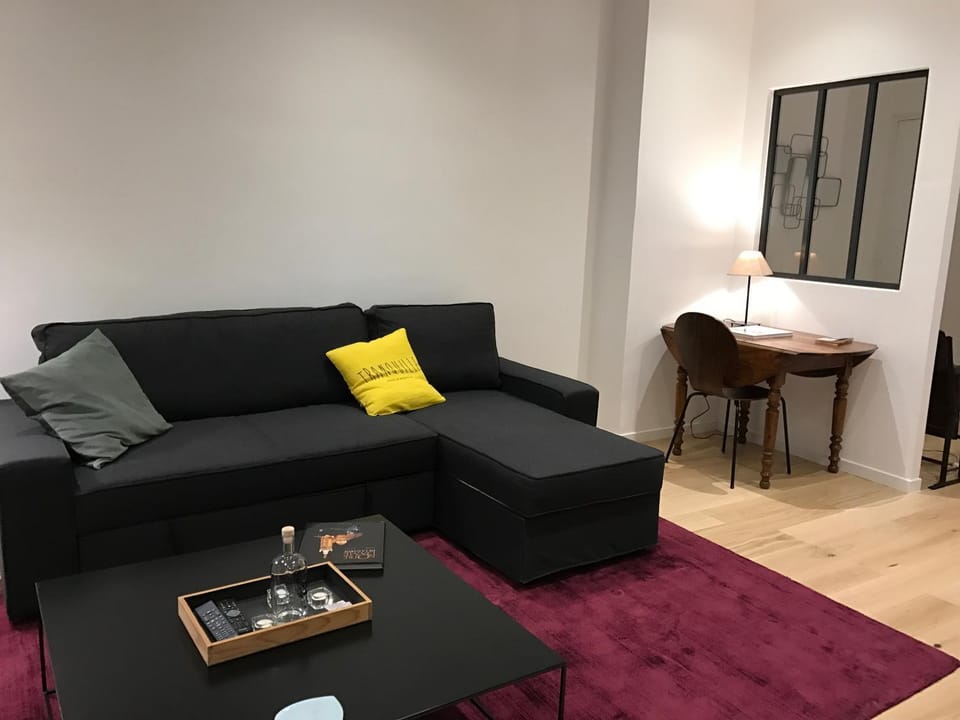 Seating area