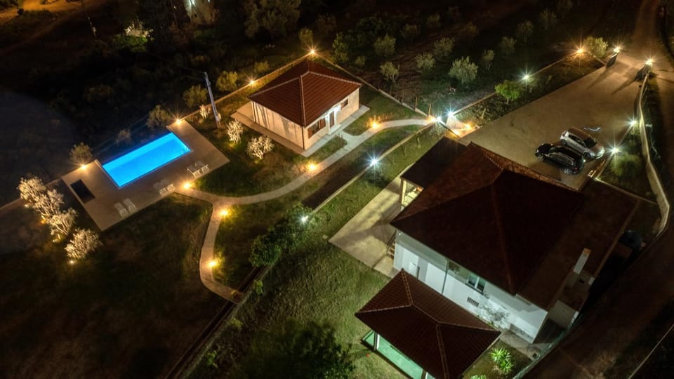Property building, Bird's eye view, Breakfast