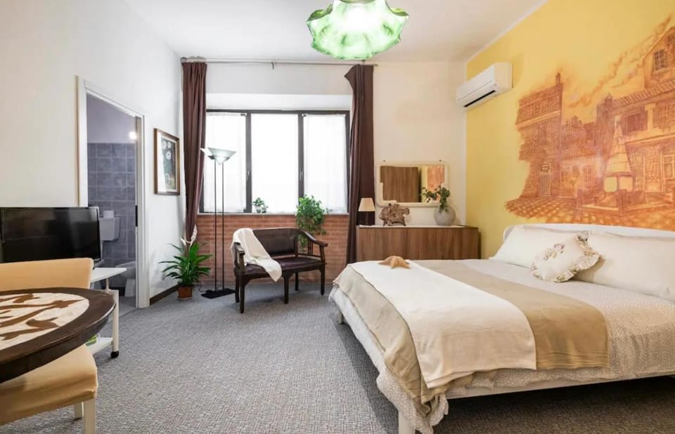 Bed, Photo of the whole room