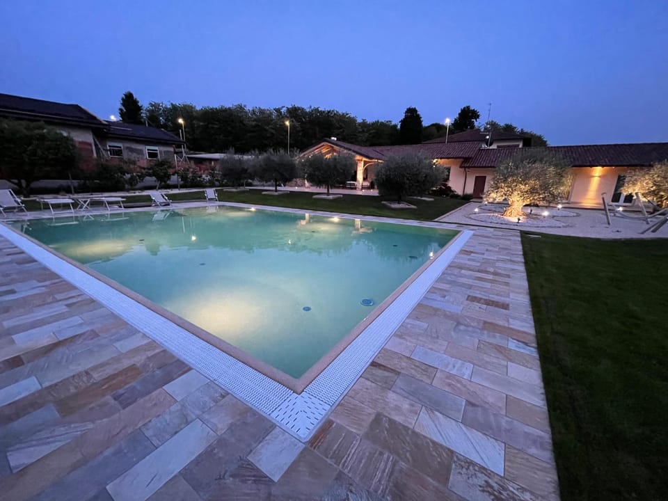 B&B Alciliegio Bed and Breakfast in Lombardy
