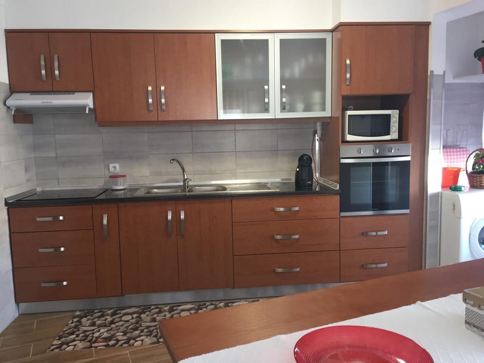 Coffee/tea facilities, Kitchen or kitchenette