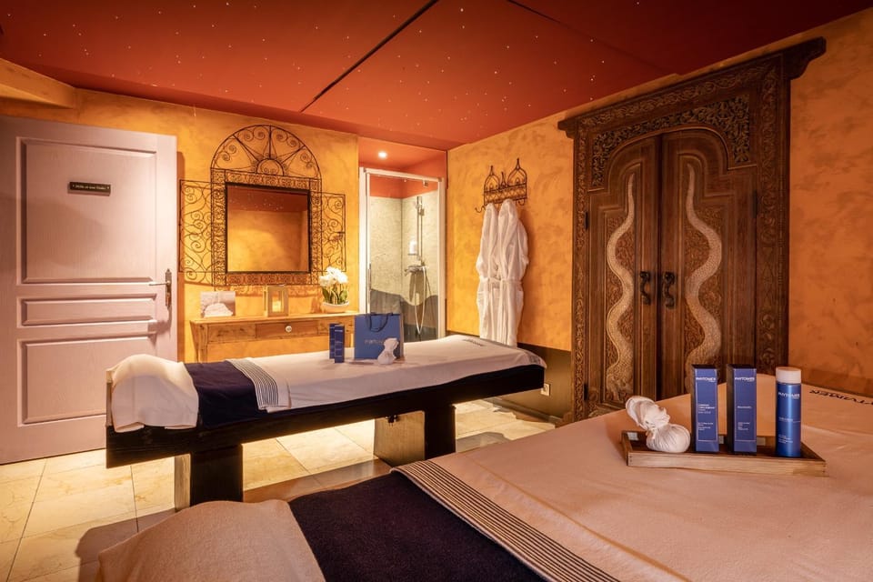 Massage, Spa and wellness centre/facilities