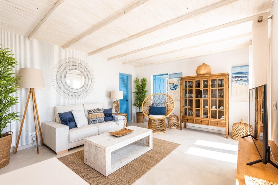 Living room, Lounge or bar