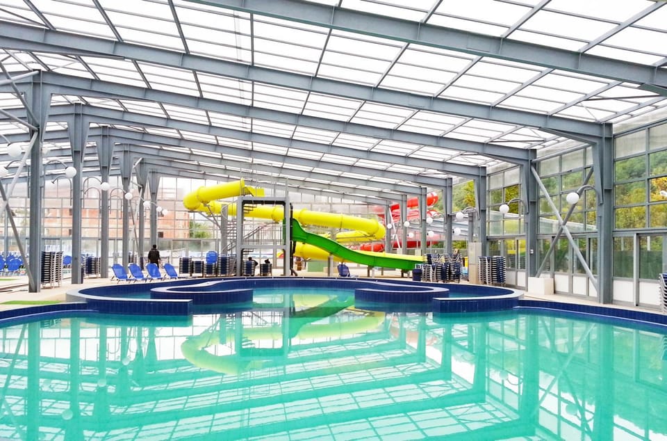 Aqua park, Swimming pool