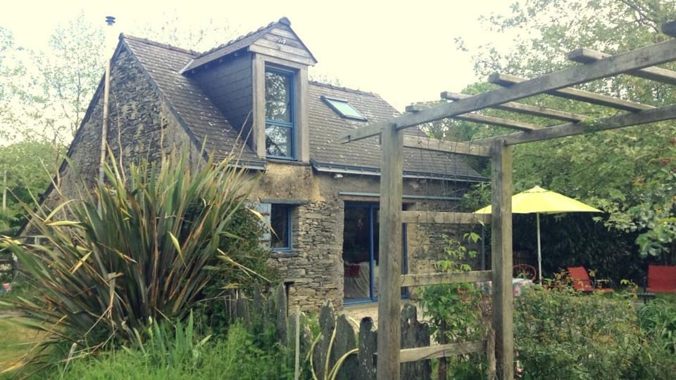 La Guichardière House in Pays de la Loire