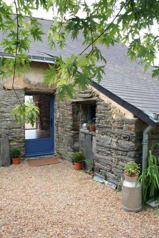 La Guichardière House in Pays de la Loire