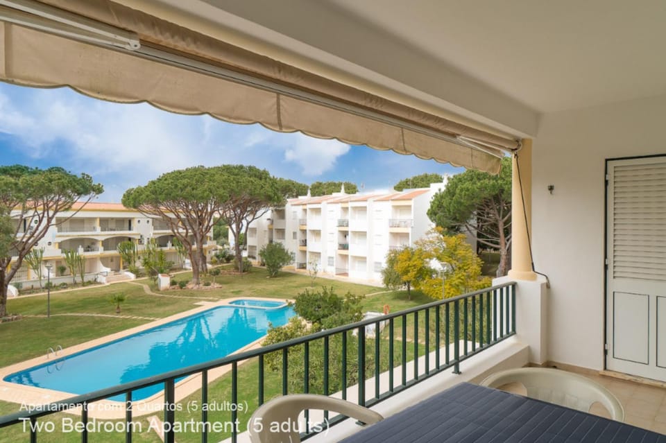 Balcony/Terrace, Pool view, Swimming pool