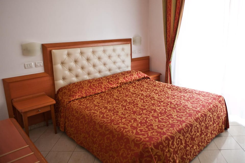 Bed, Other