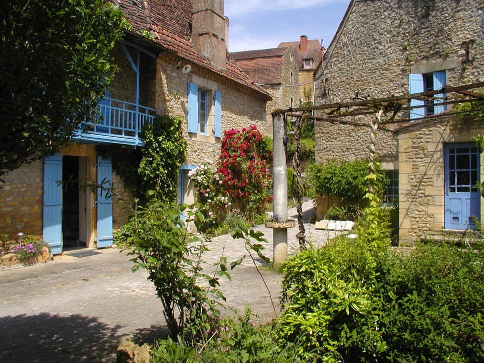 Inner courtyard view